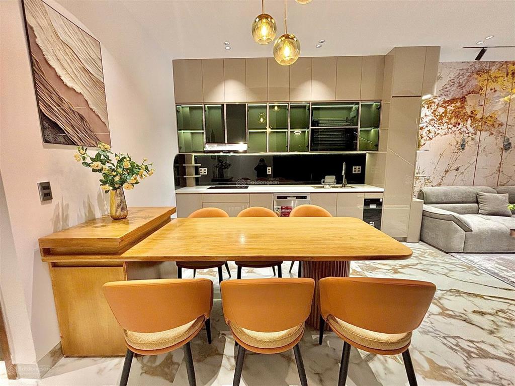Cần tiền bán siêu phẩm luxury 3 tầng đường nguyễn thuý sát biển vài bước chân