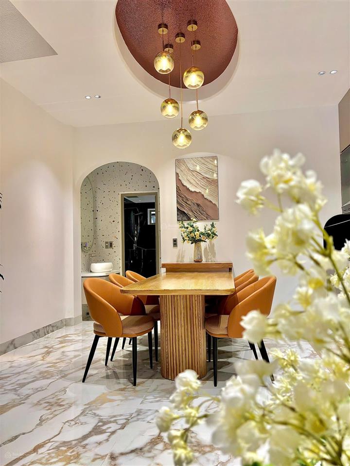 Cần tiền bán siêu phẩm luxury 3 tầng đường nguyễn thuý sát biển vài bước chân