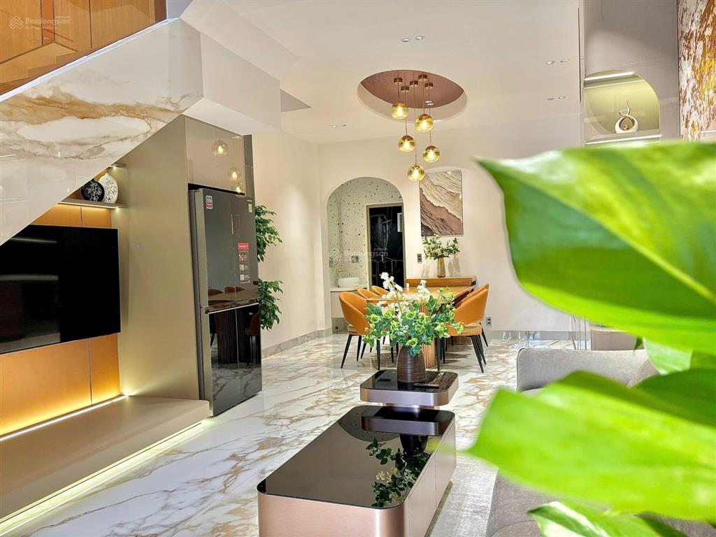 Cần tiền bán siêu phẩm luxury 3 tầng đường nguyễn thuý sát biển vài bước chân