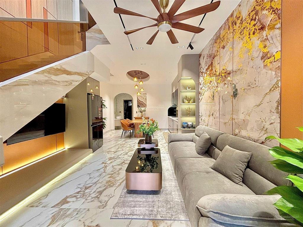 Cần tiền bán siêu phẩm luxury 3 tầng đường nguyễn thuý sát biển vài bước chân