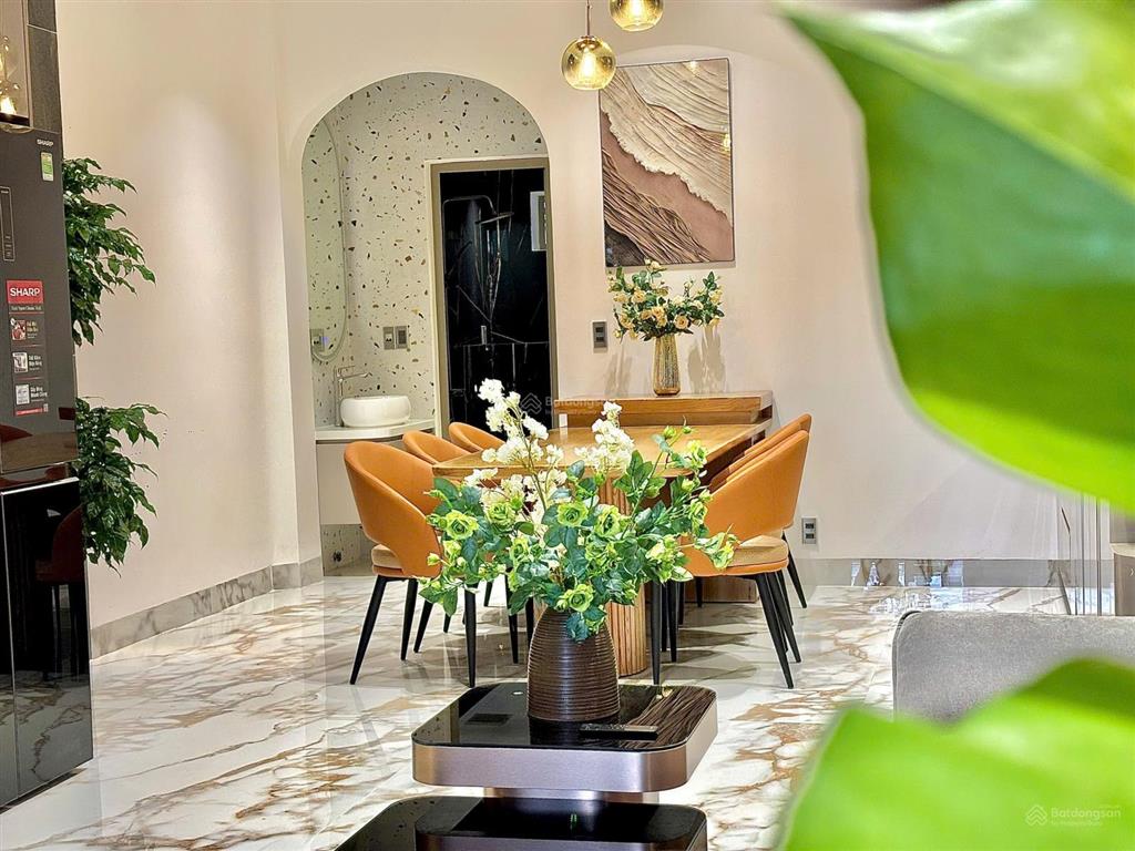 Cần tiền bán siêu phẩm luxury 3 tầng đường nguyễn thuý sát biển vài bước chân