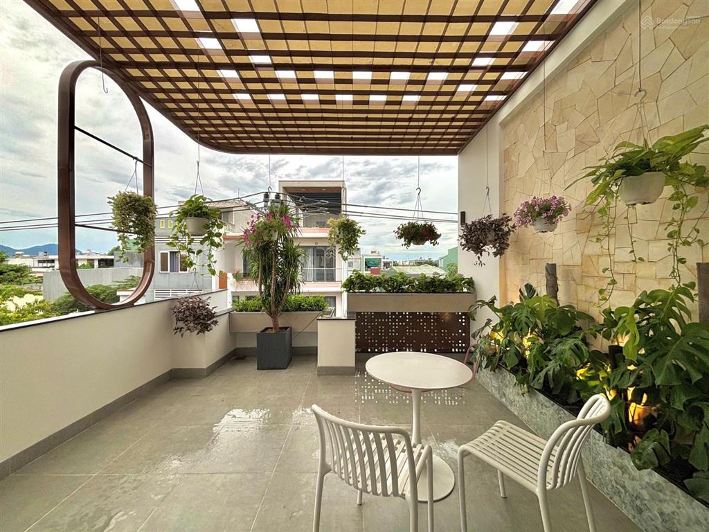 Cần tiền bán siêu phẩm luxury 3 tầng đường nguyễn thuý sát biển vài bước chân