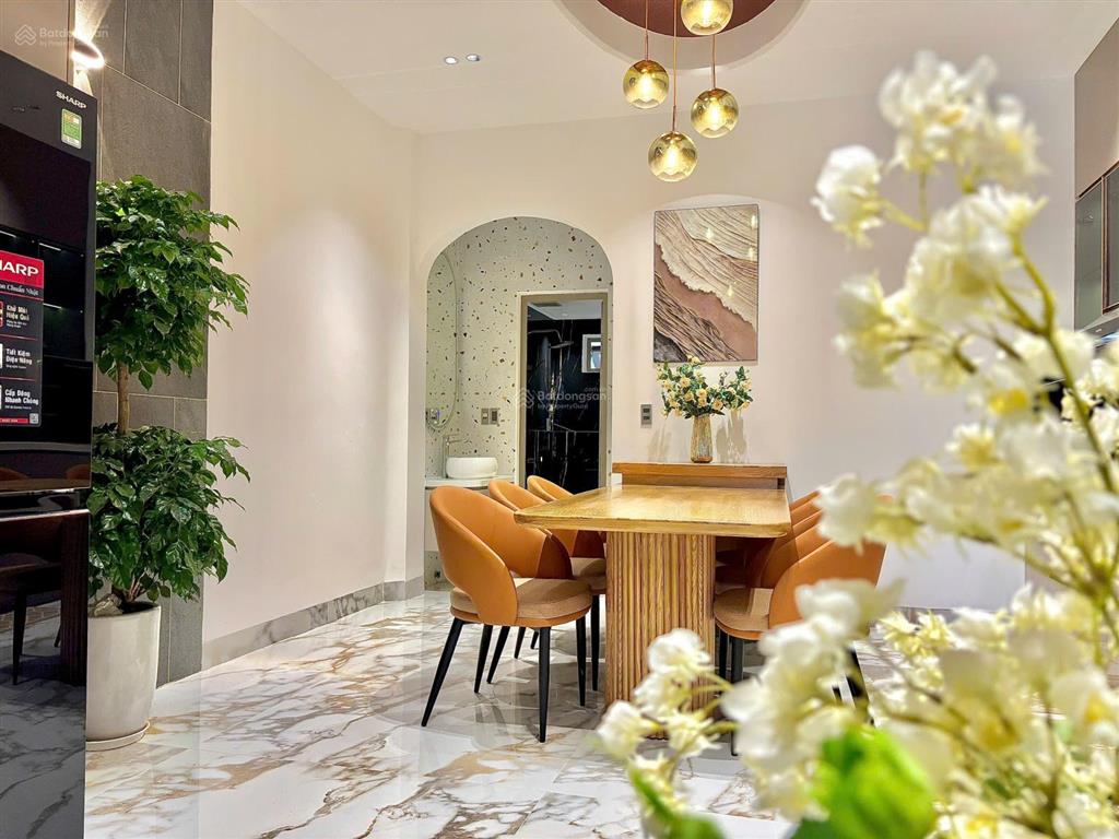 Cần tiền bán siêu phẩm luxury 3 tầng đường nguyễn thuý sát biển vài bước chân