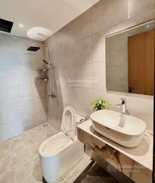 Bán tòa căn hộ cao cấp 7 tầng full nội thất luxury dòng tiền ổn định 2,4 tỷ/năm