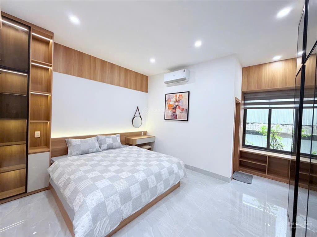 Bán nhà 3 tầng mặt tiền đường 7m5 nguyễn thúy  sát kinh dương vương & hồ tùng mậu