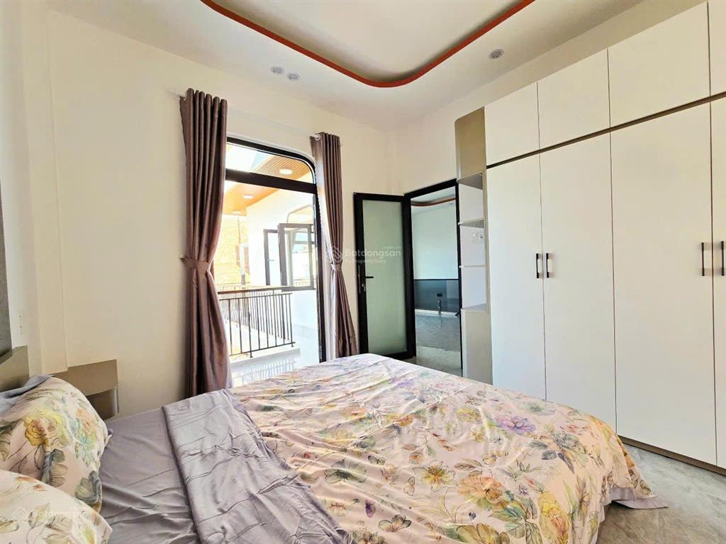 Bán nhà 2 tầng kiệt tôn đản kiệt 4m, có sân đậu ô tô thoải mái