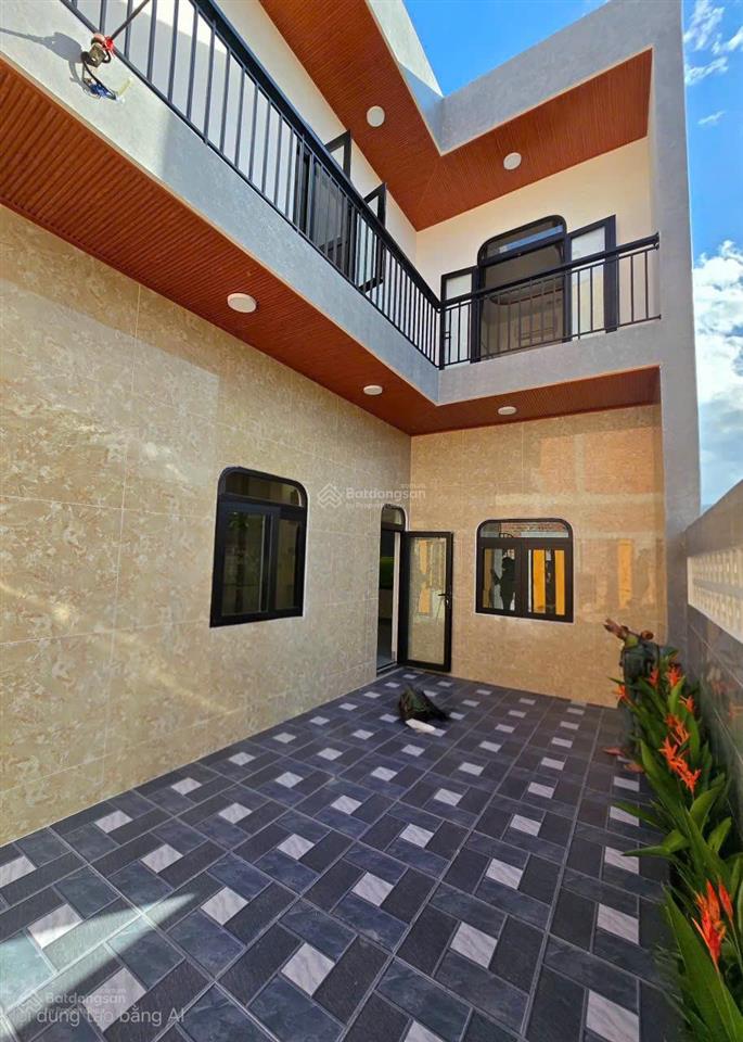 Bán nhà 2 tầng kiệt tôn đản kiệt 4m, có sân đậu ô tô thoải mái