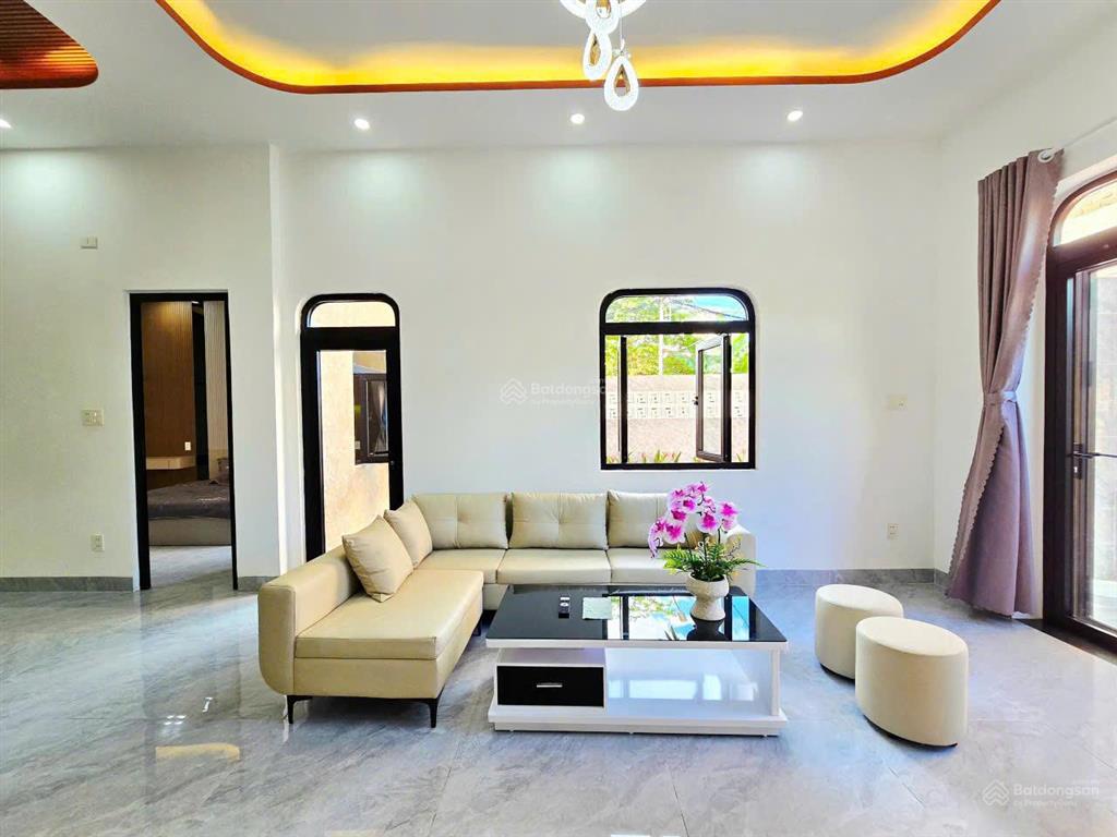 Bán nhà 2 tầng kiệt tôn đản kiệt 4m, có sân đậu ô tô thoải mái