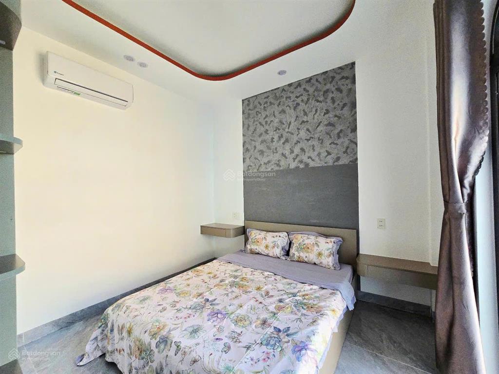 Bán nhà 2 tầng kiệt tôn đản kiệt 4m, có sân đậu ô tô thoải mái
