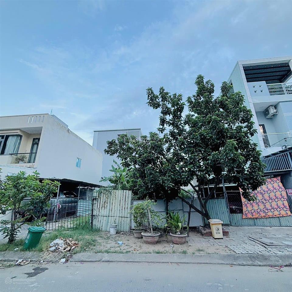 Cần bán lô đất đẹp đường đô đốc lộc 10,5m  kđt hòa xuân, đà nẵng