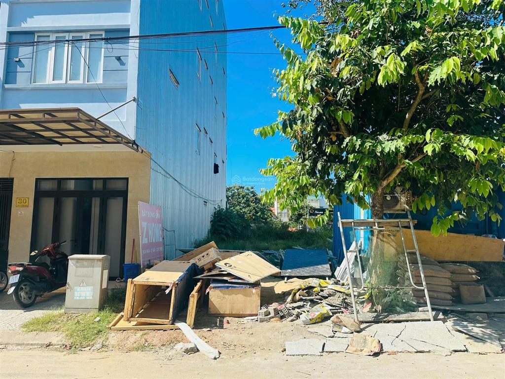 Bán đất trần minh tông  sát biển nguyễn tất thành  tp đà nẵng