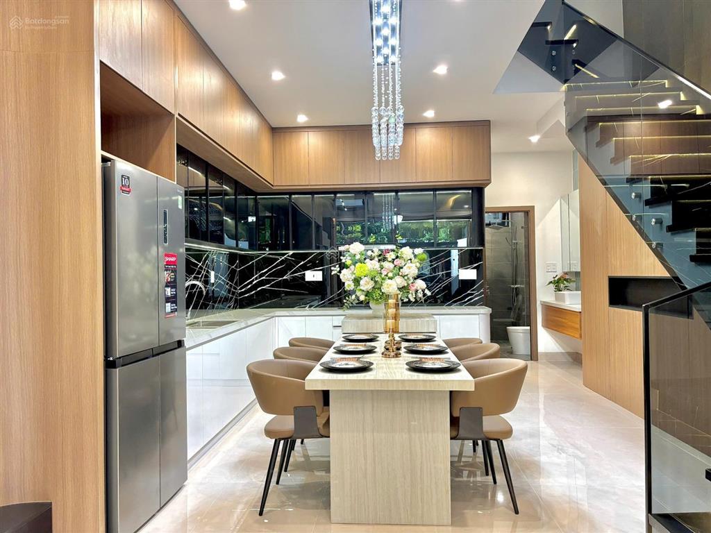 Bán nhà 3 tầng mặt tiền cẩm chánh 5 hòa xuân, tp đà nẵng