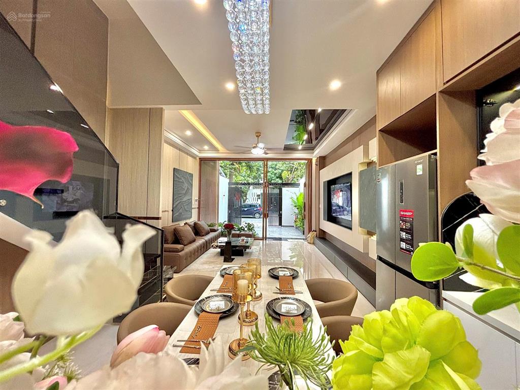 Bán nhà 3 tầng mặt tiền cẩm chánh 5 hòa xuân, tp đà nẵng