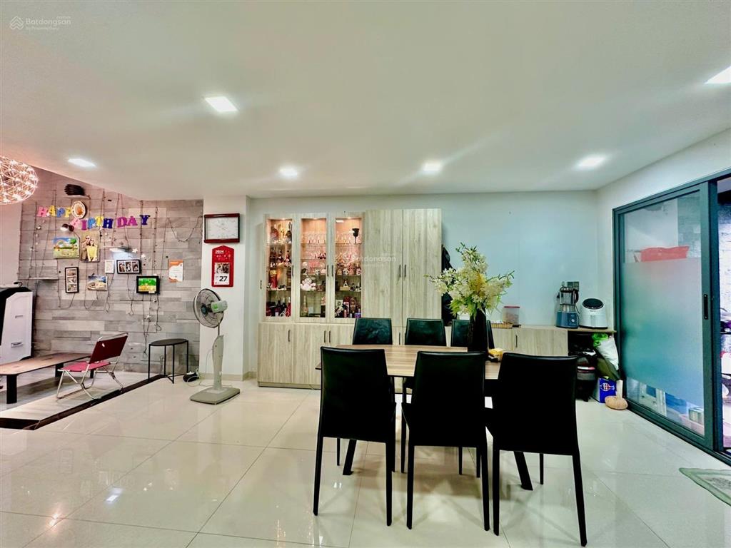 Cần bán nhanh nhà 3 tầng mặt tiền ngô huy diễn  đảo 1, khu vip hòa xuân, đà nẵng