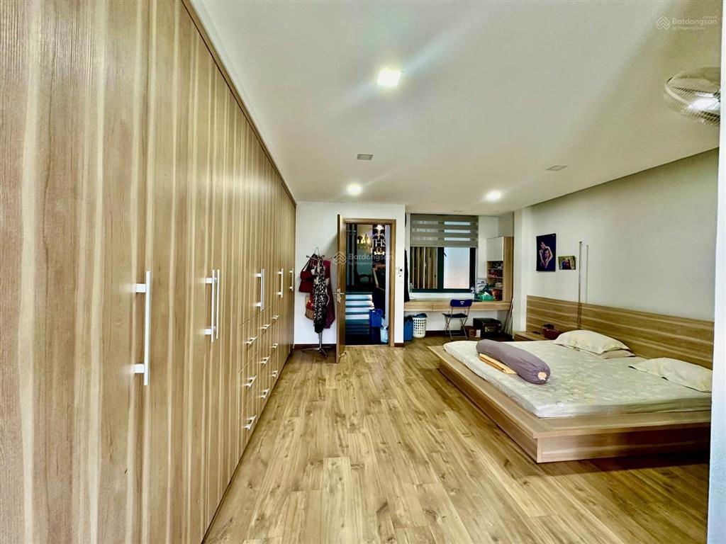 Cần bán nhanh nhà 3 tầng mặt tiền ngô huy diễn  đảo 1, khu vip hòa xuân, đà nẵng