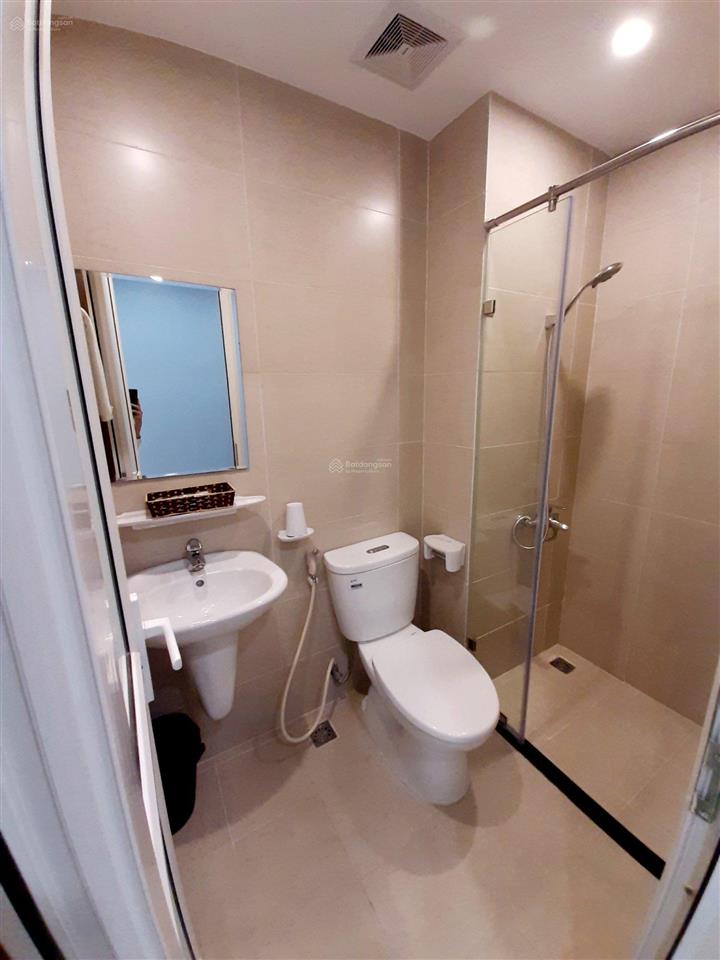 Không có nhu cầu sử dụng, cần cho thuê gấp căn hộ 2pn 2wc full đồ gần bến xe mỹ đình