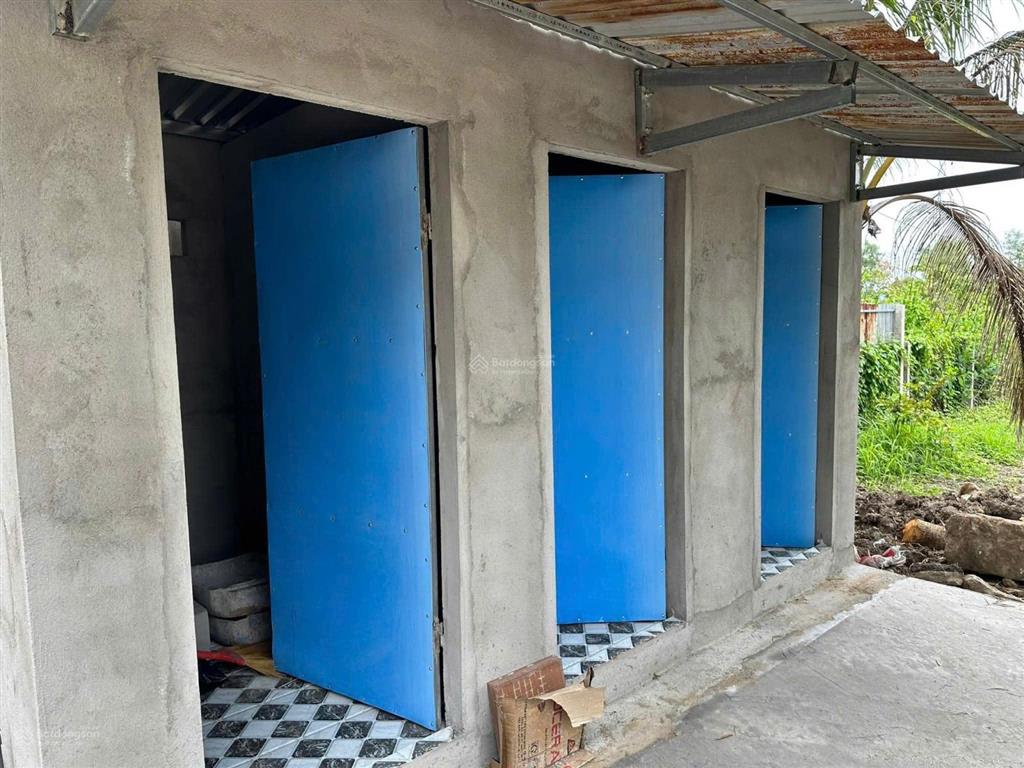 4.109m2 đất vườn ngay bình chánh tp.hcm, đường bê tông vào tận đất, có sẵn nhà, 2 ao cá, điện 3pha