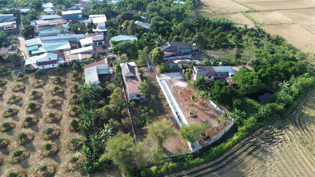 Bán khu nghỉ dưỡng tại bảo vinh, dt 436m2 có 120mv thổ cư, hàng hiếm chỉ với 2tỷ350