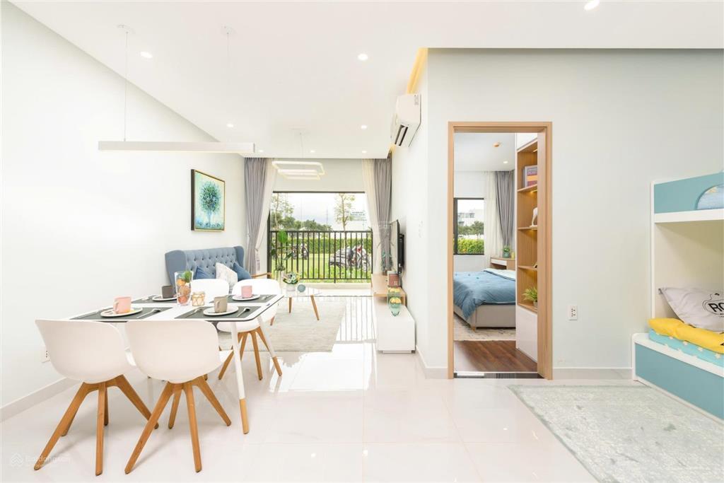 Cho thuê nhanh căn hộ 2pn sky center / tân bình, diện tích 70m2  giá thuê chỉ 14 triệu/tháng