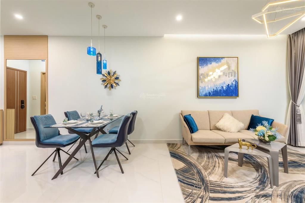 Cho thuê nhanh căn hộ 2pn sky center / tân bình, diện tích 70m2  giá thuê chỉ 14 triệu/tháng