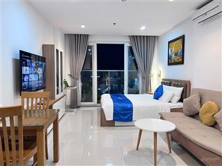 Chính chủ bán căn hộ 1 phòng ngủ ot sky center 5b phổ quang, dt 48m2  giá bán 3,75 tỷ