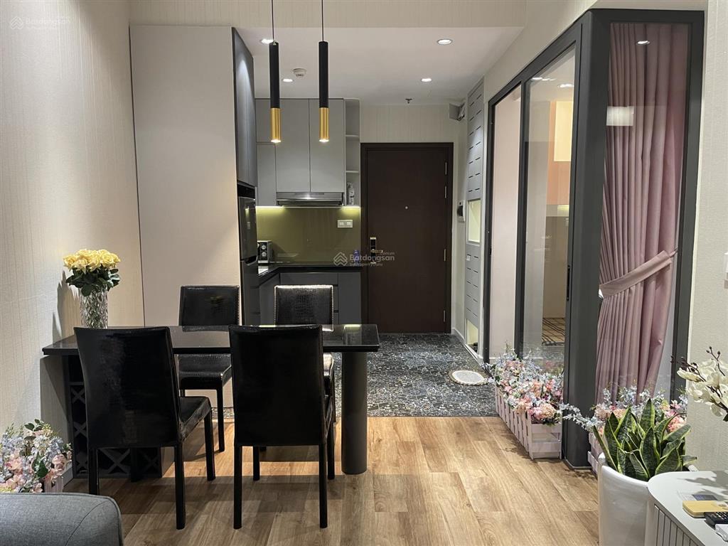 Bán nhanh căn hộ 2 phòng ngủ tại golden mansion phú nhuận, dt 50m2  giá bán 4,5 tỷ bao phí