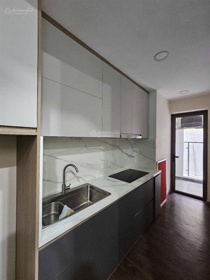 Chính chủ cho thuê căn officetel kingston residence phú nhuận, dt 40m2  giá thuê 10 triệu/tháng