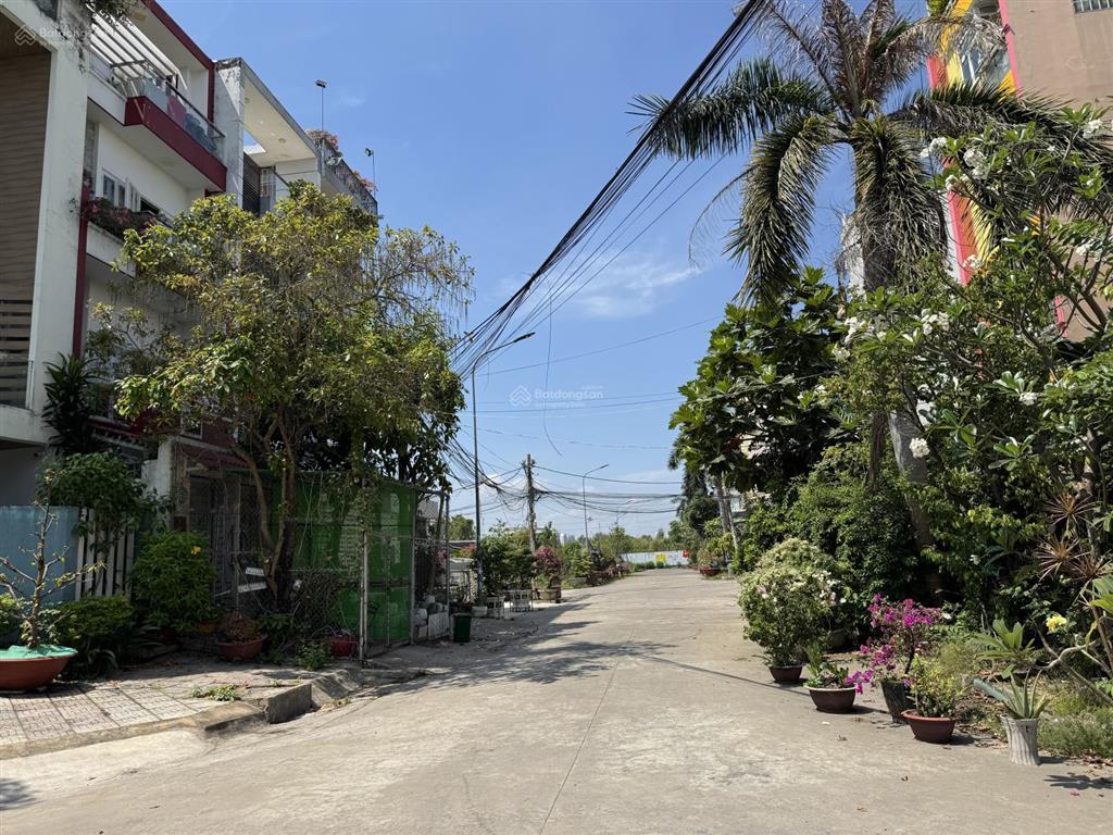 Bán nền đất kdc phi long 5 sát bên kdc dương hồng  camellia  mizuki giá tốt