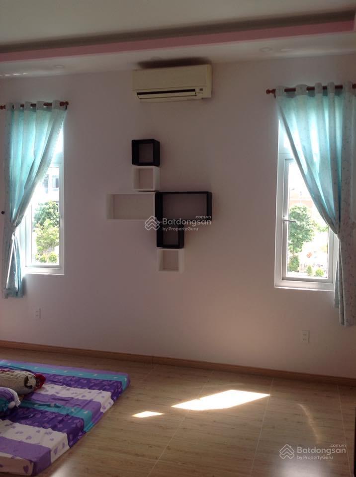 Cho thuê riêng nguyên căn 3 lầu đường 16m kdc phi long 5 kế bên kdc mizuki 18tr/tháng