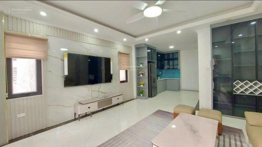 Oto vào nhà, tô vĩnh diện, thanh xuân. 40m2 x 7 tầng thang máy chỉ 15tỷ .  vị trí trung tâm quận