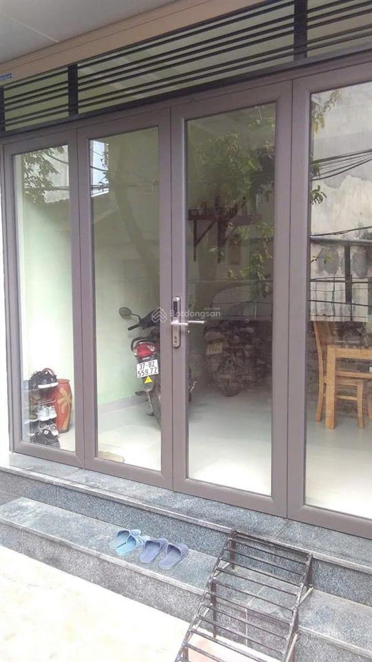 Cho thuê nhà riêng biệt 3 tầng phú đô