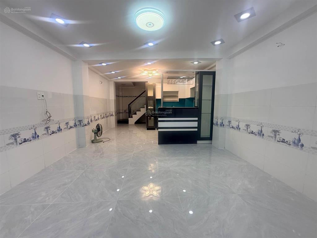 Nhà 5 tầng dương quảng hàm hẻm oto 7 chỗ đỗ cửa dt 4.3x10m công nhận 43.1m nhà mới ở ngay