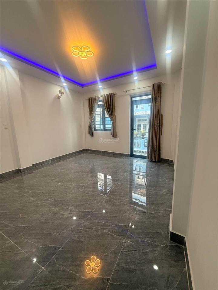 Nhà 5 tầng dương quảng hàm hẻm oto 7 chỗ đỗ cửa dt 4.3x10m công nhận 43.1m nhà mới ở ngay