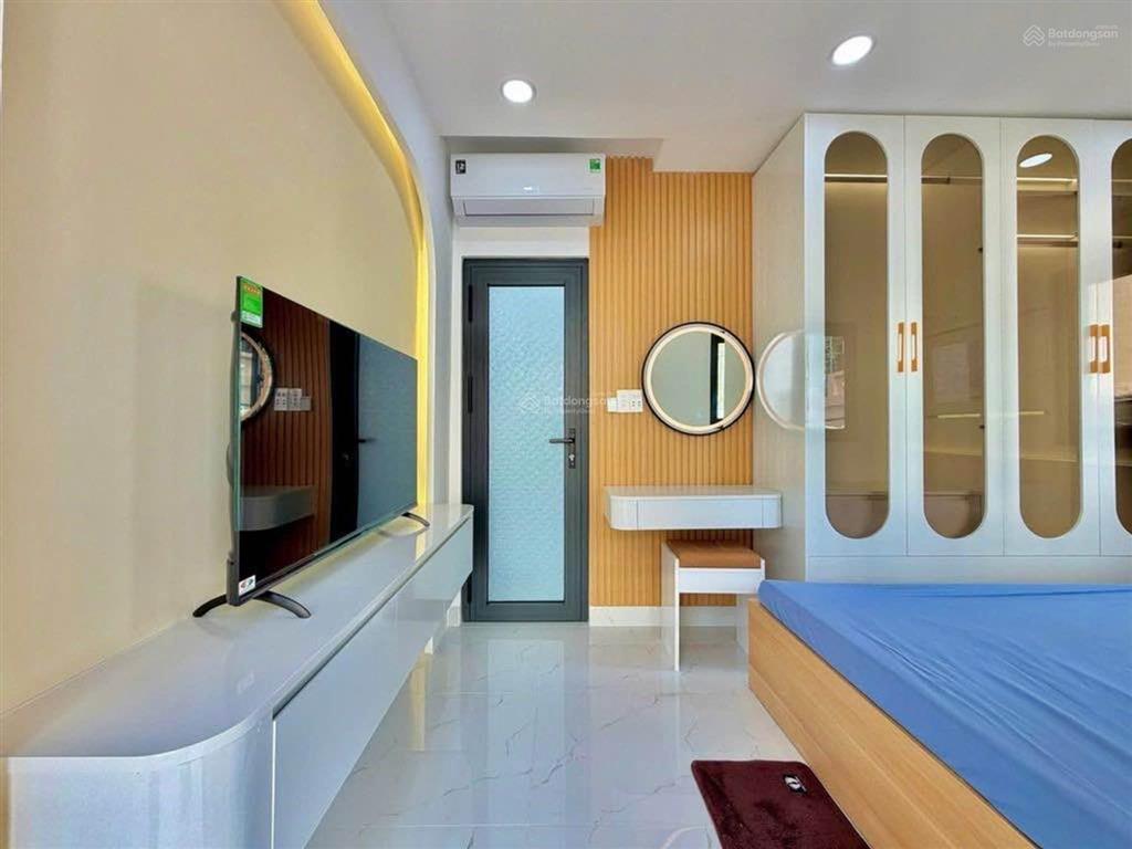 Lô góc hxh sát mặt tiền phan văn trị 33m chỉ 6.85 tỷ cn đủ