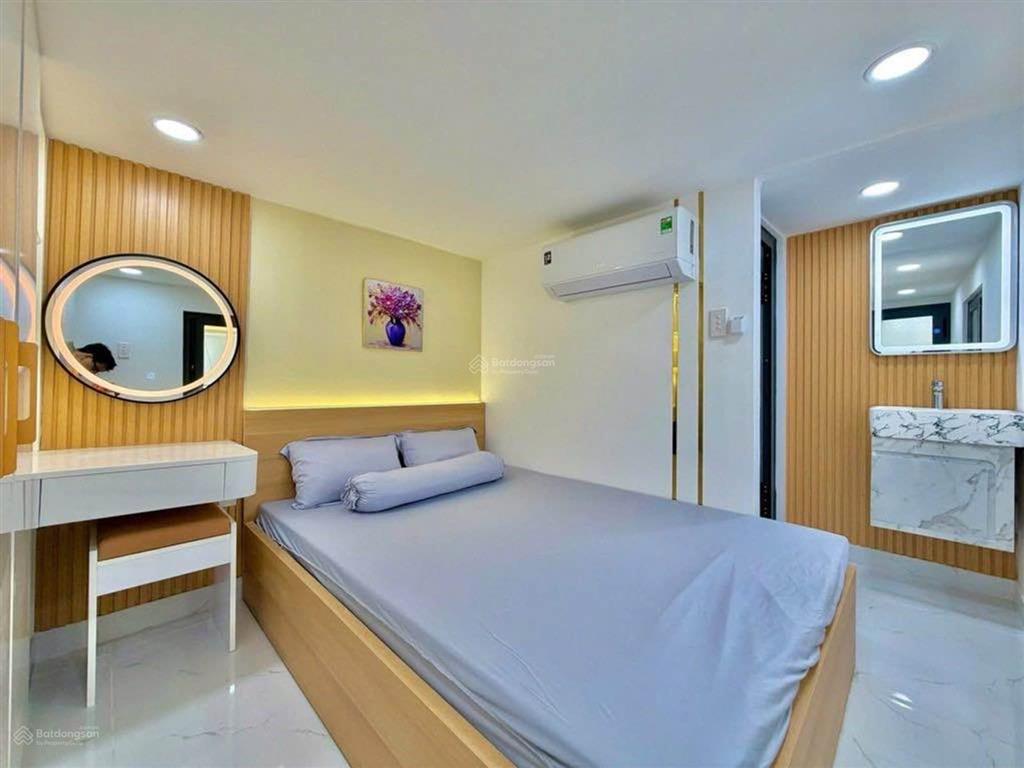 Lô góc hxh sát mặt tiền phan văn trị 33m chỉ 6.85 tỷ cn đủ