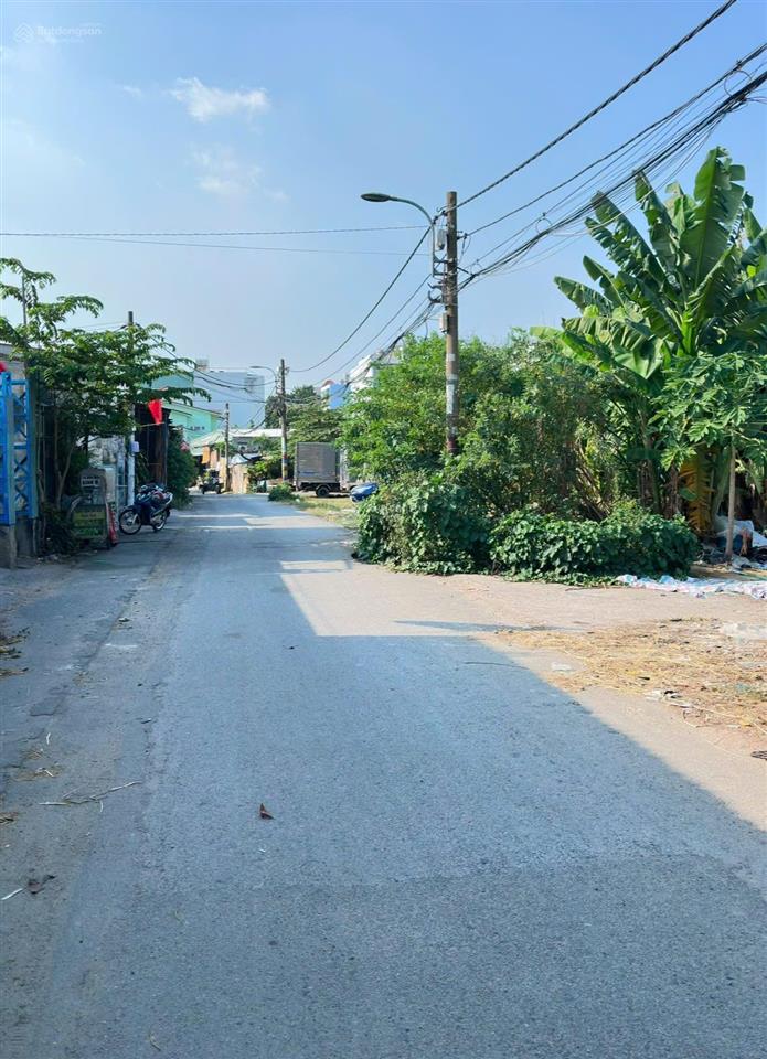Tìm nhà đầu tư phân lô hoặc bán mt trước công viên gò vấp khu vực đắc địa