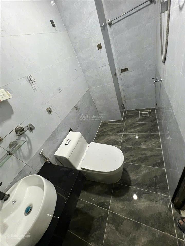 Bán căn hộ dịch vụ 9 phòng có sẵn dòng tiền 35tr/tháng giữ tiền cực tốt trung tâm bình thạnh