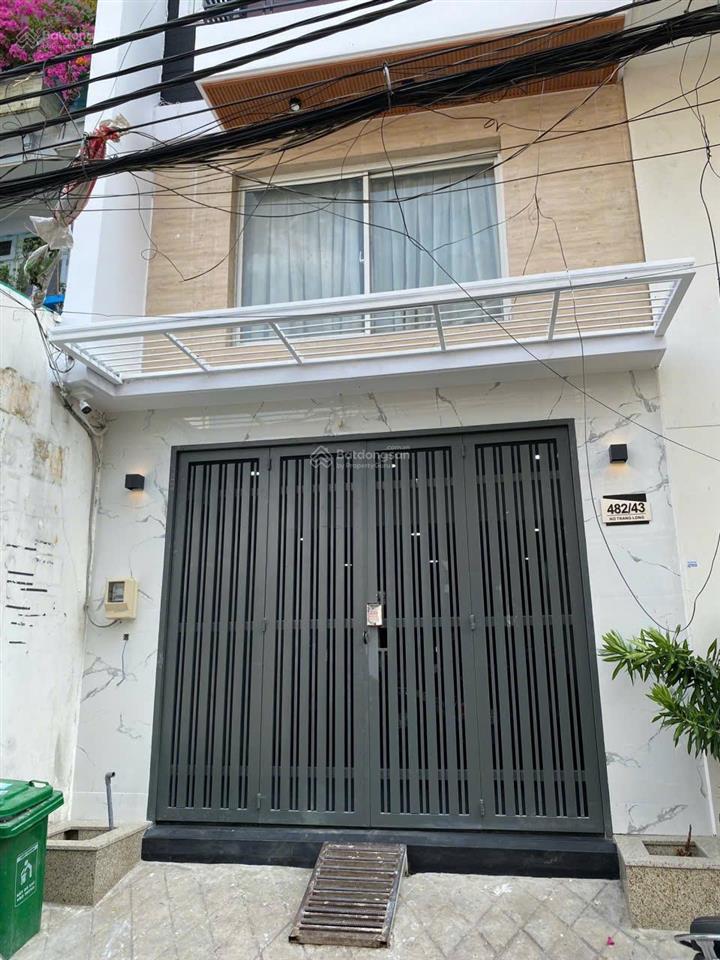 Bán căn hộ dịch vụ 9 phòng có sẵn dòng tiền 35tr/tháng giữ tiền cực tốt trung tâm bình thạnh