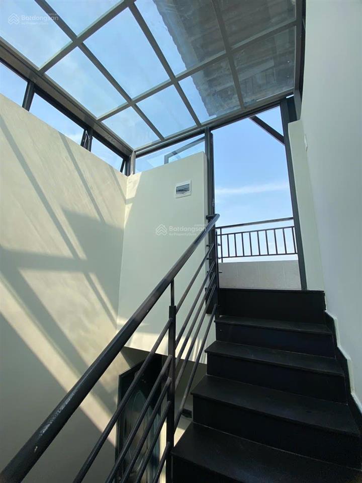 Bán căn hộ dịch vụ 9 phòng có sẵn dòng tiền 35tr/tháng giữ tiền cực tốt trung tâm bình thạnh