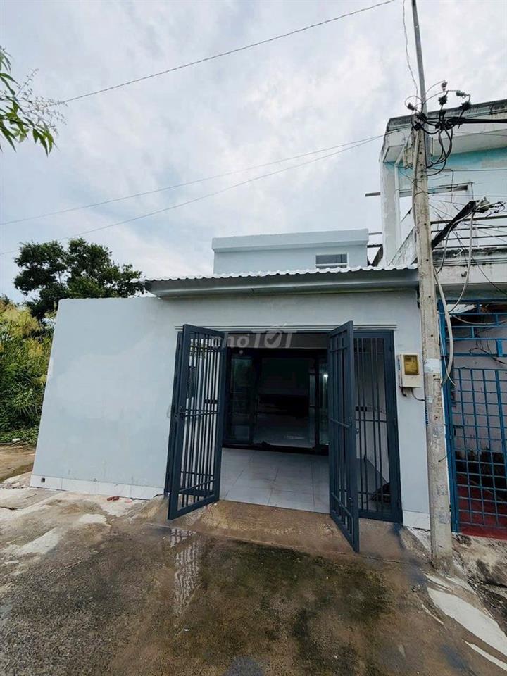 Chính chủ nhà sổ hồng riêng,84m2,tại Nhà Bè chỉ 3.4 tỏi