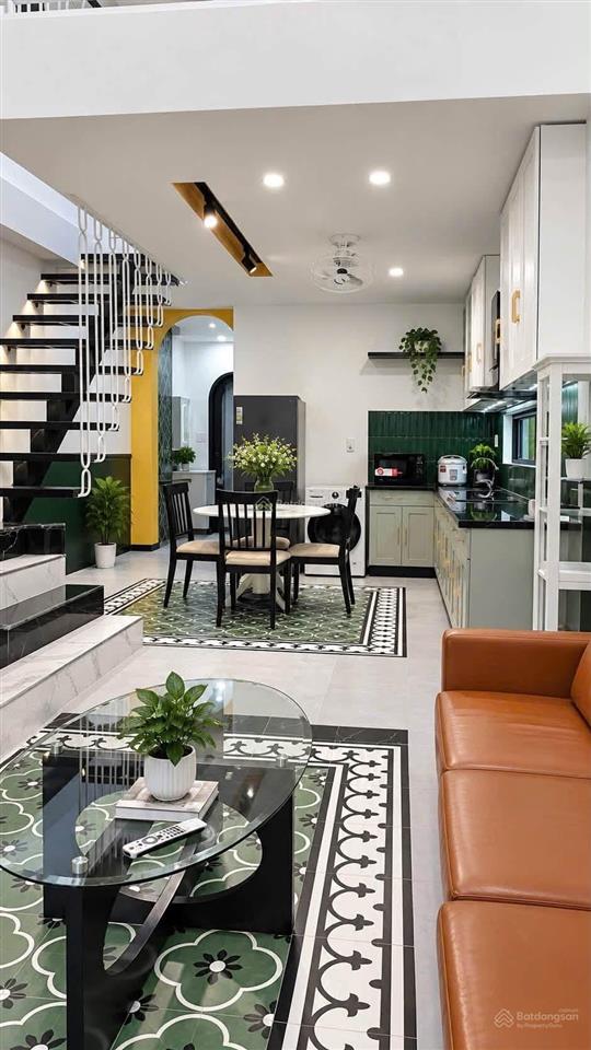 Cho thuê nhà 2 phòng ngủ đầy đủ nội thất mặt tiền thạch lam, đà nẵng