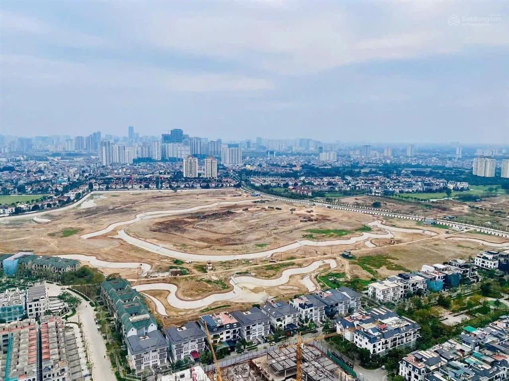 Bán biệt thự ciputra view công viên trước sau nhà ở sướng, view đẹp, thiết kế 4 tầng 1 hầm, giá rẻ