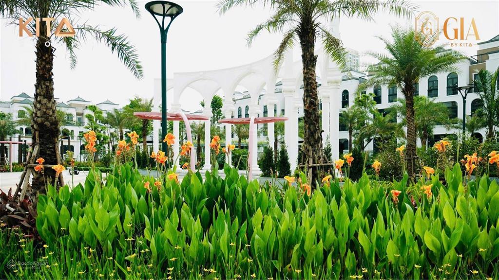 Bán biệt thự song lập ciputra thiết kế 4 tầng 1 hầm, mặt tiền 9m, hướng đông nam, view vườn hoa