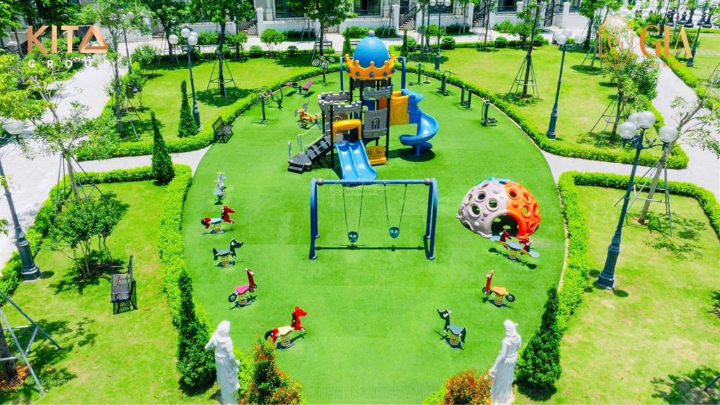 Bán biệt thự song lập ciputra thiết kế 4 tầng 1 hầm, mặt tiền 9m, hướng đông nam, view vườn hoa