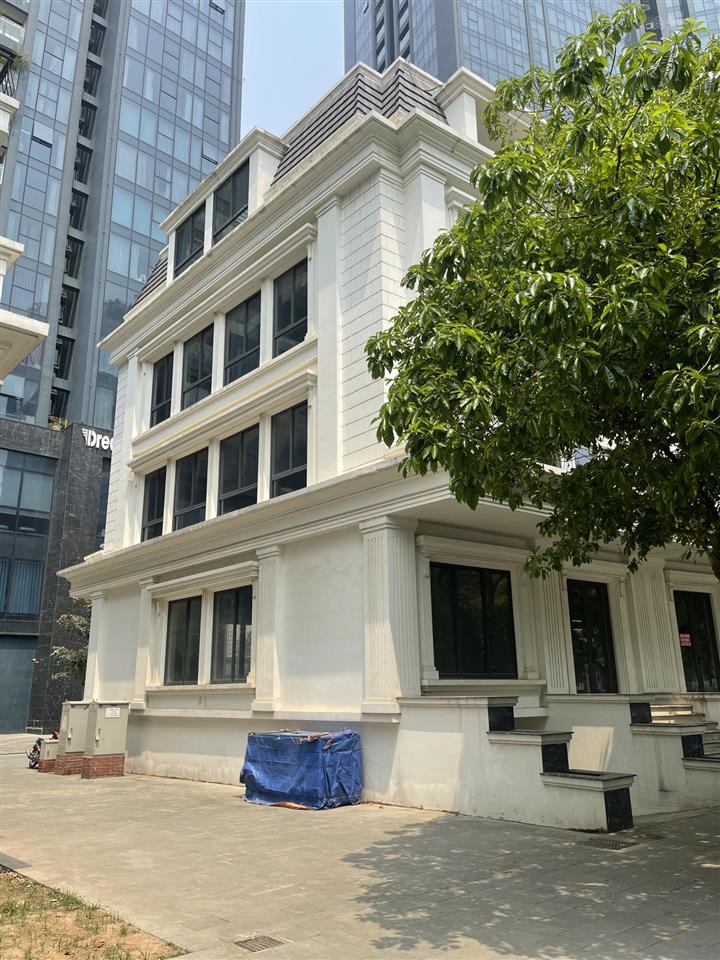 Bán shophouse sunshine city đối diện chung cư kinh doanh rất tốt, view thoáng đẹp vườn hoa, giá rẻ