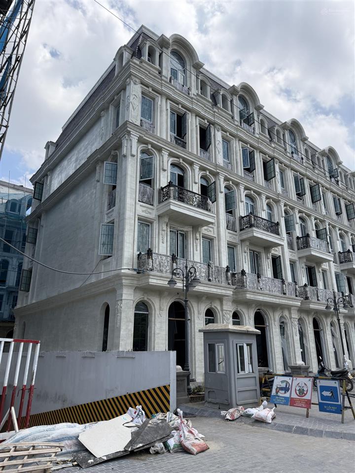 Mở bán liền kề kinh doanh mặt đường 40m tại kđt ciputra tây hồ, nhà 2 mặt tiền, thiết kế rất tối ưu