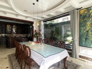 Bán biệt thự ciputra vị trí đẹp, full nội thất đẹp ở được ngay, đường rộng, không lỗi phong thủy gì
