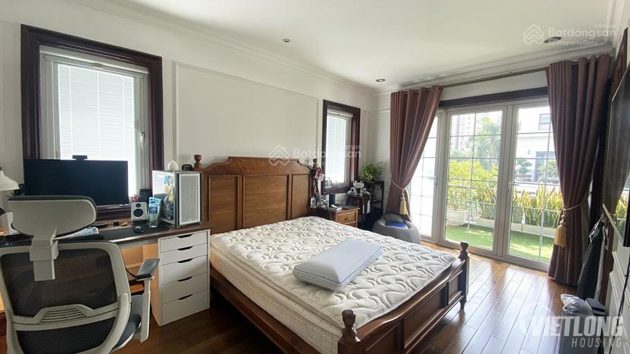 Bán biệt thự ciputra vị trí đẹp, full nội thất đẹp ở được ngay, đường rộng, không lỗi phong thủy gì