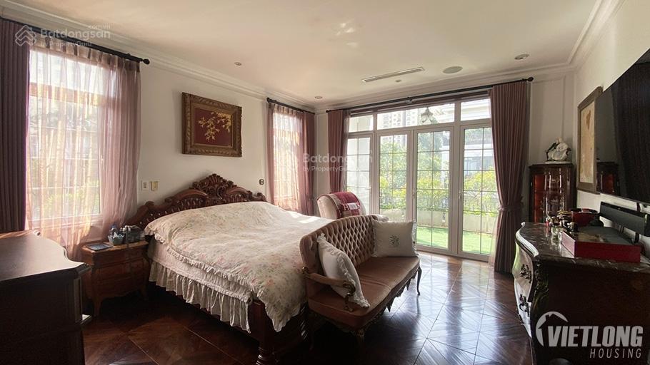Bán biệt thự ciputra vị trí đẹp, full nội thất đẹp ở được ngay, đường rộng, không lỗi phong thủy gì