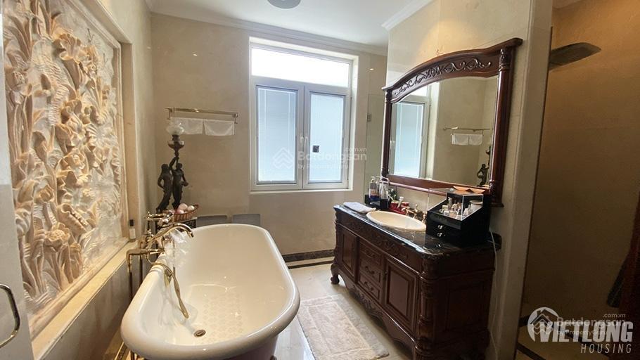 Bán biệt thự ciputra vị trí đẹp, full nội thất đẹp ở được ngay, đường rộng, không lỗi phong thủy gì